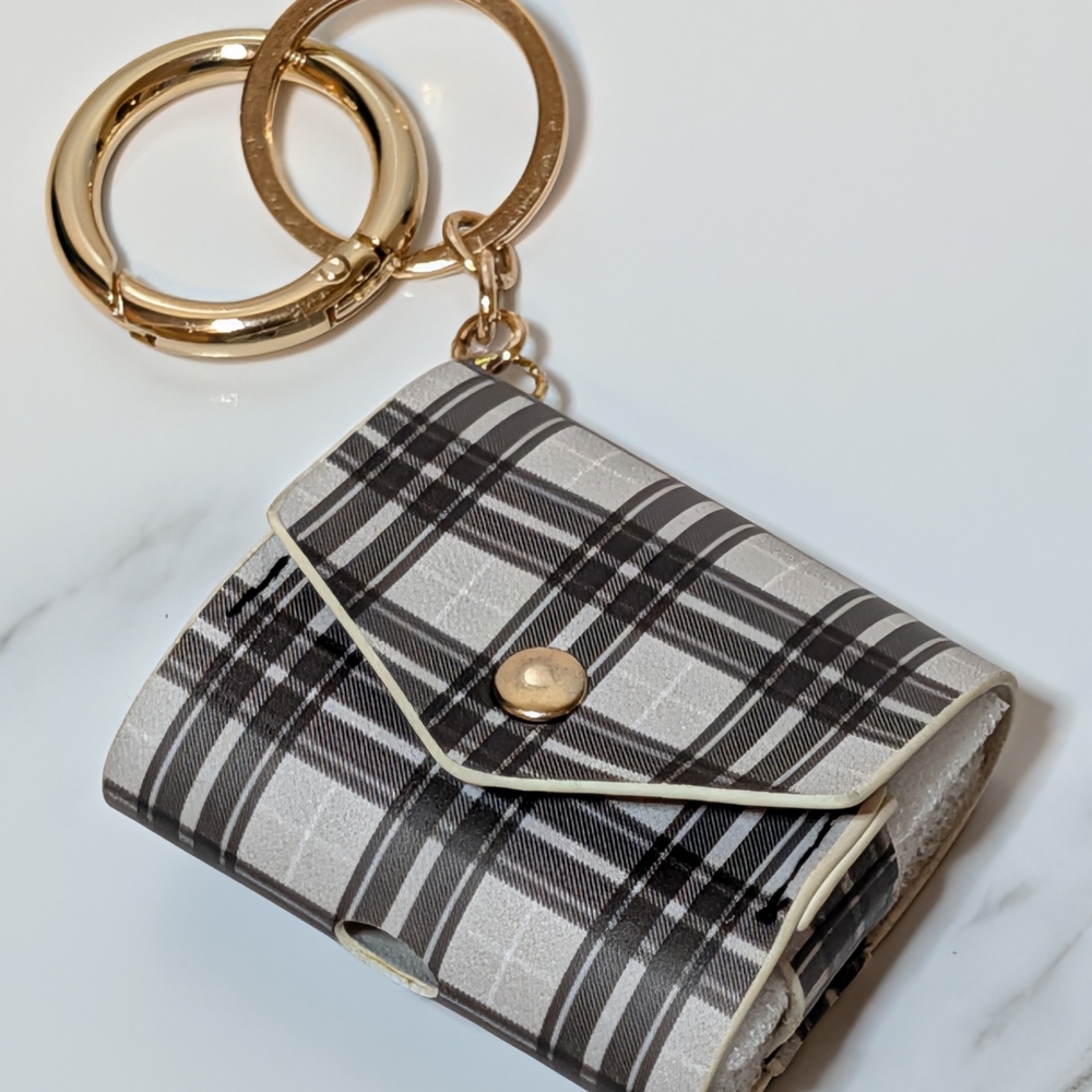Plaid Keychain Earbud‎ Case